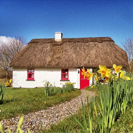 Сasa de vacaciones Lough Derg Thatched Cottages *